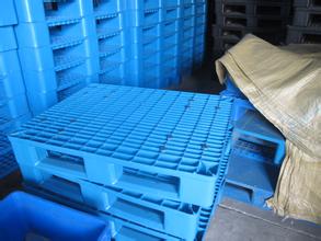 Ventilated Plastic Pallets