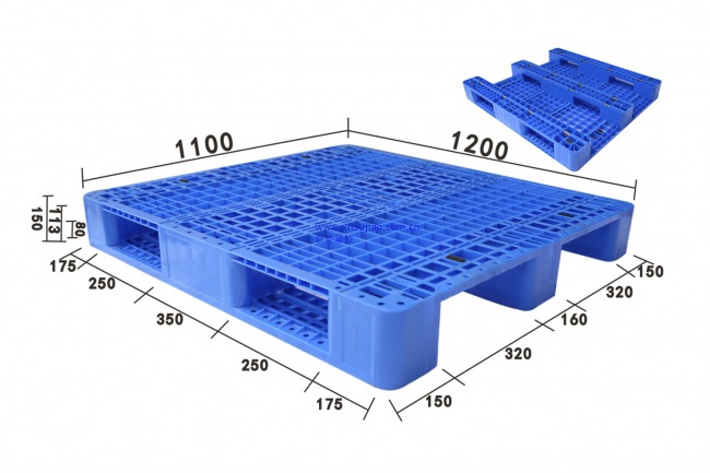 Low temperature resistant pallet