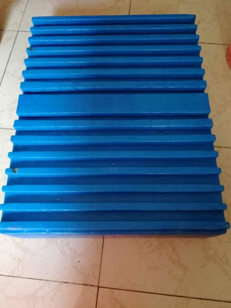 Corrugated Top Plastic Pallet